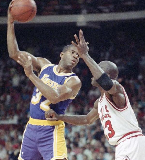 他们不仅展 他们不仅展